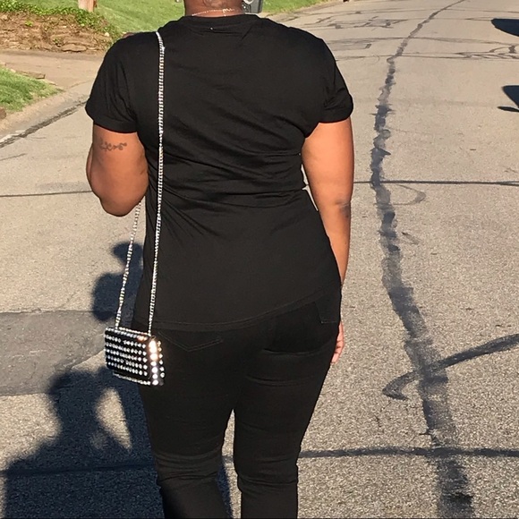 BUILT by DREAMERS BLACK SHORT SLEEVE GRAPHIC TOP - Picture 4 of 5